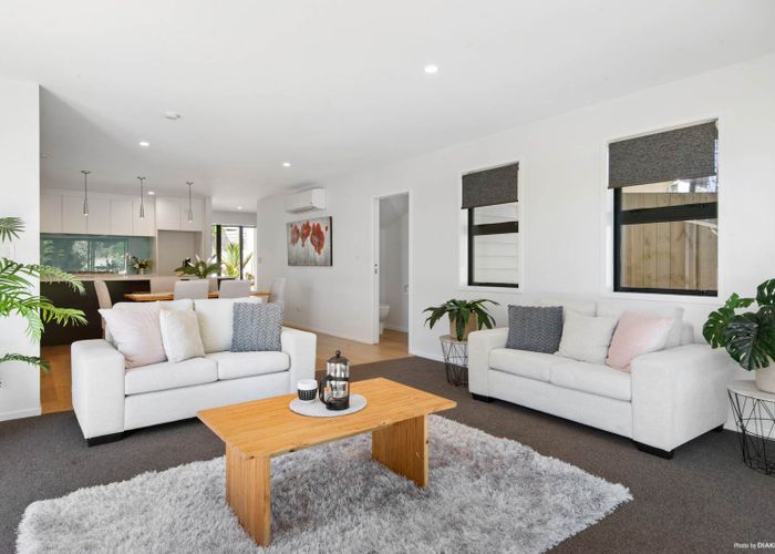  at 34A John Dee Crescent, Red Beach, Red Beach