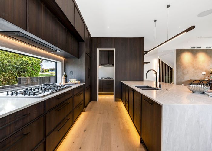  at 202 Clovelly Road, Bucklands Beach, Manukau City, Auckland