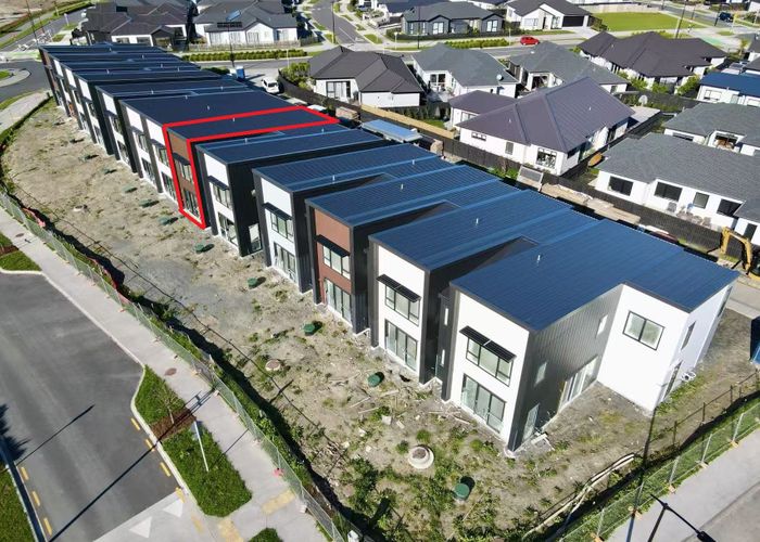  at 8/299 Te Taruna Drive, Milldale, Rodney, Auckland
