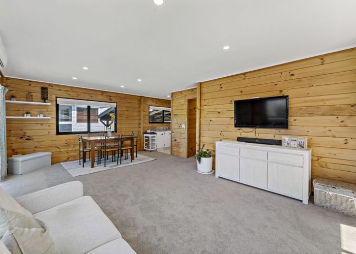  at 22 Albatross Road, Red Beach, Whangaparāoa