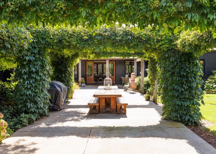  at 889C Milson Line, Newbury, Feilding