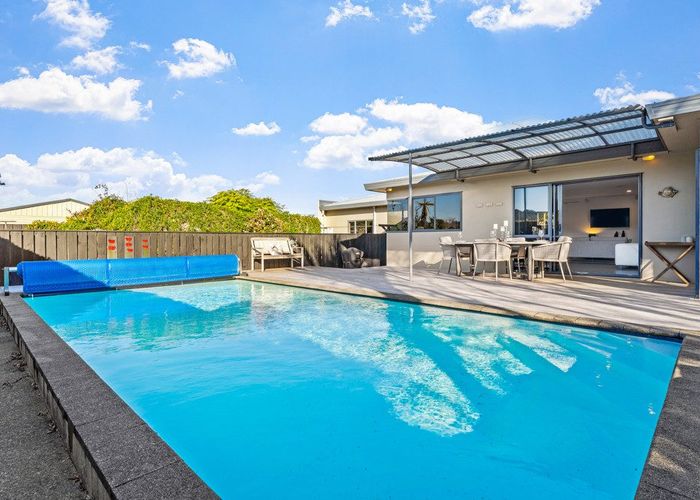  at 5 Riverside Drive, Point Wells, Rodney, Auckland