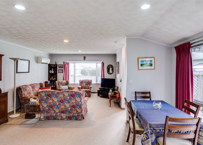  at 21 Bucksburn Place, Greenmeadows, Napier