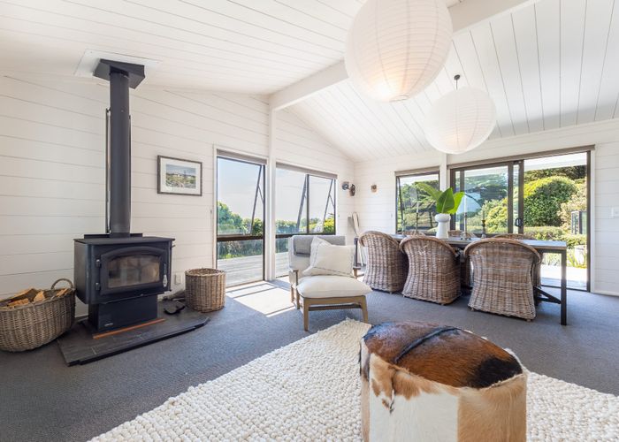  at 115 Sims Road, Te Horo Beach, Otaki