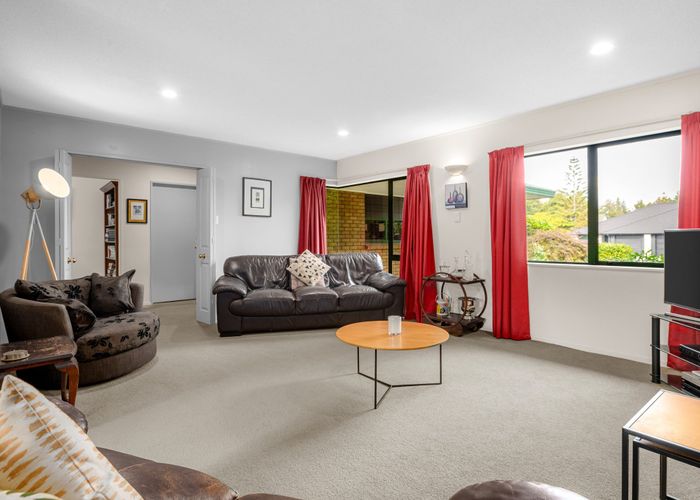  at 96 Endeavour Avenue, Flagstaff, Hamilton, Waikato