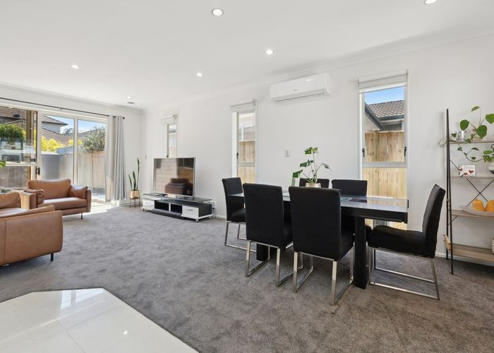  at 74 Baverstock Road, Flat Bush, Auckland