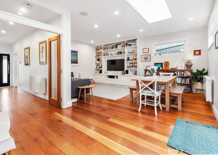  at 89 Farnham Street, Mornington, Wellington
