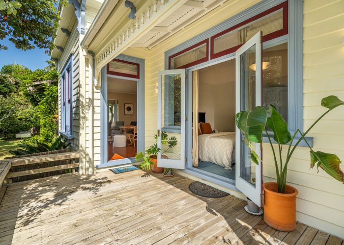  at 17 Herne Bay Road, Herne Bay, Auckland