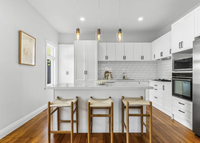 at 2 Grant Street, Mount Albert, Auckland