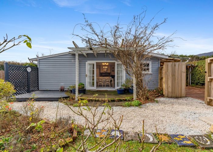  at 14 Maclaren Street, Maymorn, Upper Hutt