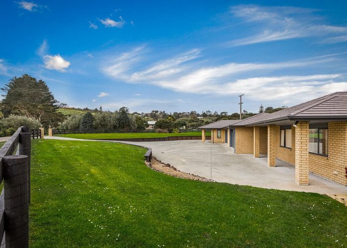  at 28B Tram Valley Road, Swanson, Auckland