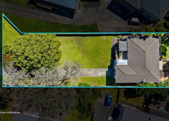  at 20 Halberg Street, Glenfield, North Shore City, Auckland