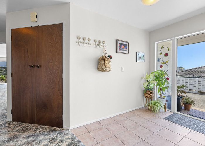  at 8 Chatswood Grove, Fitzroy, New Plymouth, Taranaki