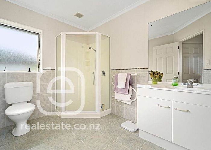  at 23 Oakridge Way, Northpark, Manukau City, Auckland