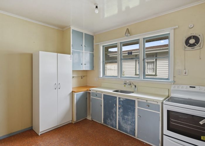  at 61 Glen Road, Stokes Valley, Lower Hutt