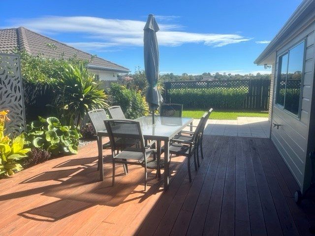  at 2/17 Cantora Avenue, Northpark, Manukau City, Auckland