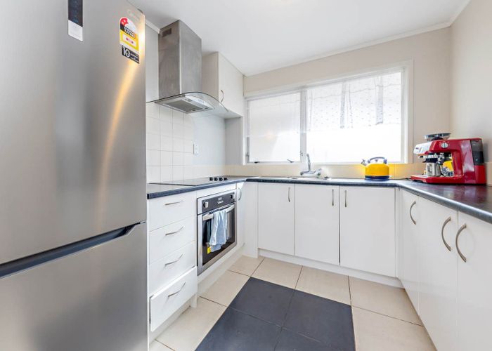  at 1/21 Simon Ellice Drive, Bayview, North Shore City, Auckland