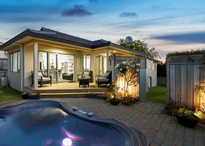  at 7 Mako Street, West Harbour, Auckland