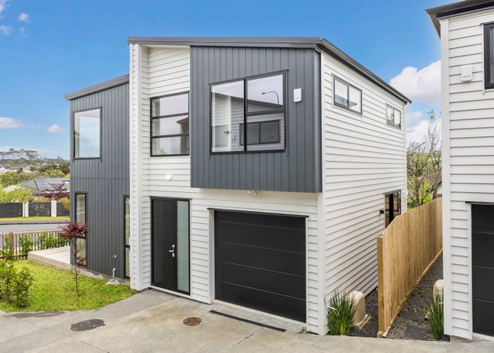  at Lot 1/165 Wiseley Road, West Harbour, Waitakere City, Auckland