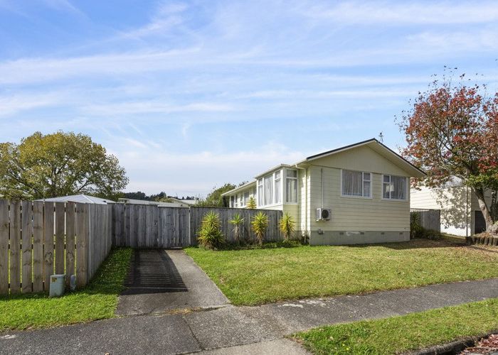  at 22 Speargrass Grove, Timberlea, Upper Hutt, Wellington