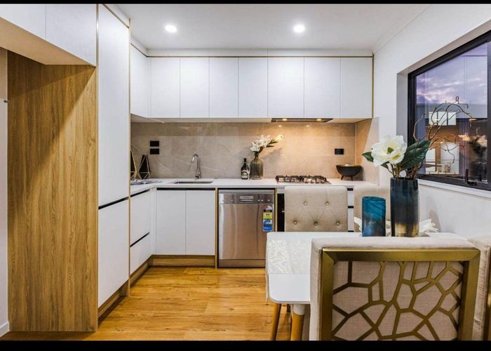  at 10/717 Sandringham Road Ext, Wesley, Auckland City, Auckland