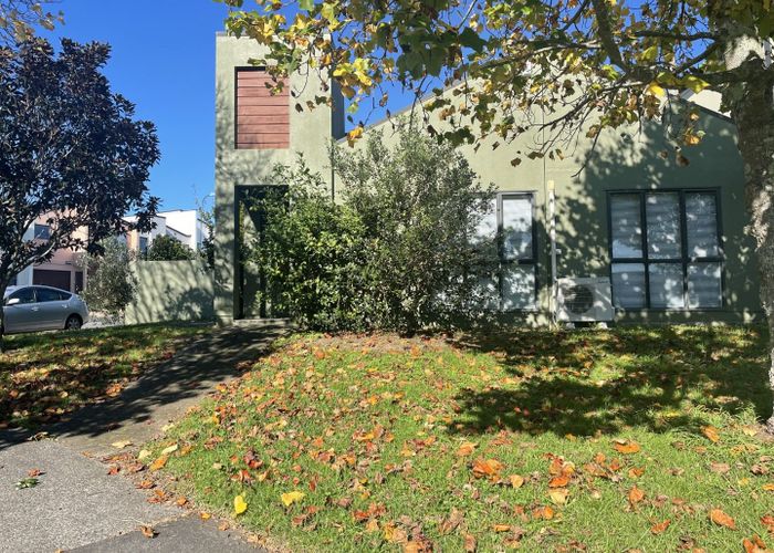  at 3 Puma Drive, Golflands, Manukau City, Auckland