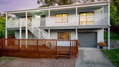  at 2/73 Langana Avenue, Browns Bay, Auckland
