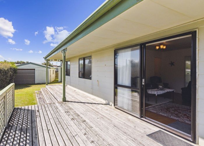  at 12 Hydrabad Drive, Waitarere Beach, Levin