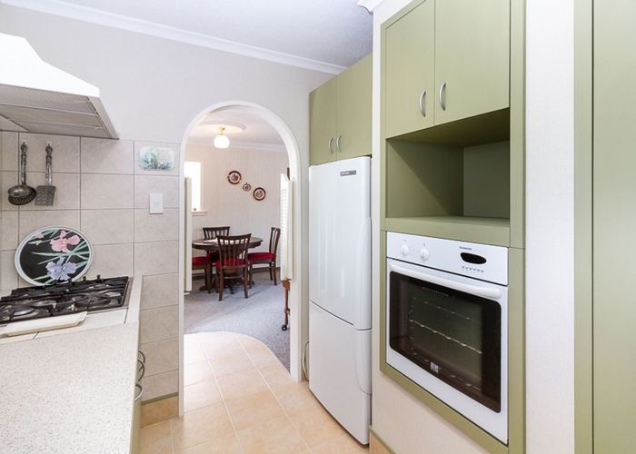  at 15 AINTREE CRESCENT, Awapuni, Palmerston North, Manawatu / Whanganui