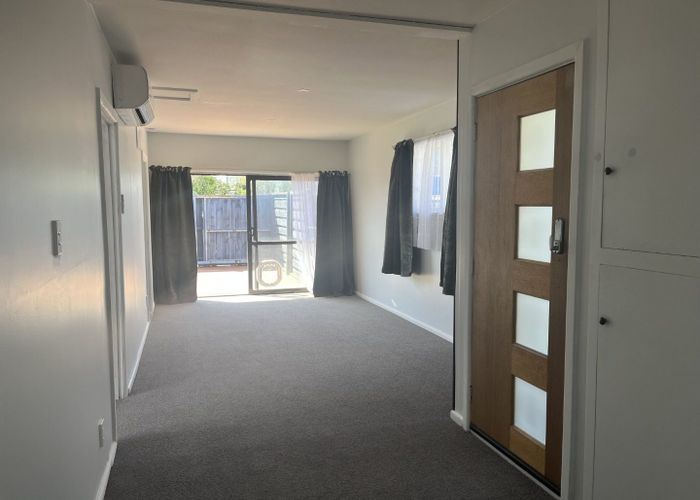  at 2/76 Estuary Road, New Brighton, Christchurch City, Canterbury