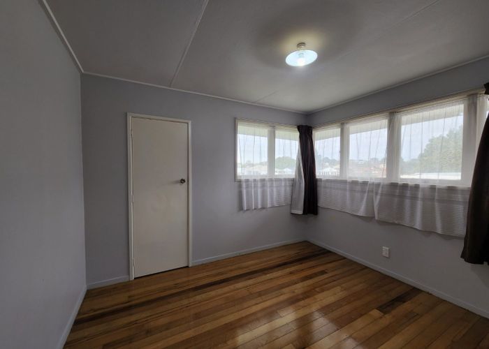  at 18 Totara Street, Waiuku, Waiuku