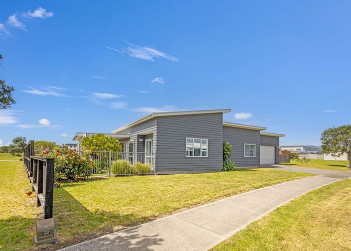  at 139 Rangiora Crescent, Matarangi, Thames-Coromandel, Waikato