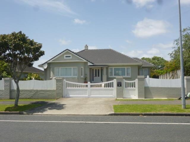  at 30 Bradbury Road, Botany Downs, Auckland