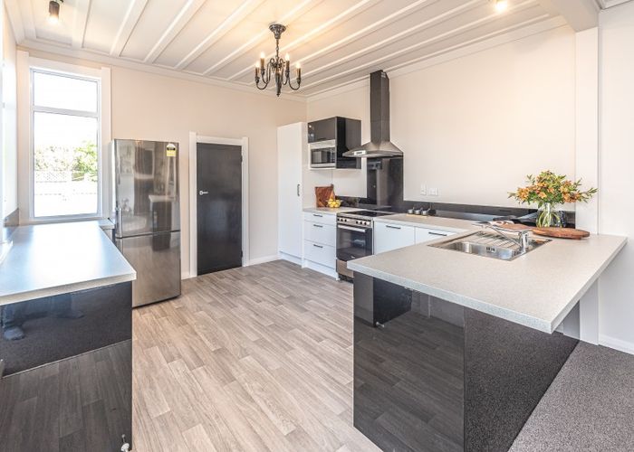  at 8 Mason Terrace, Gonville, Whanganui