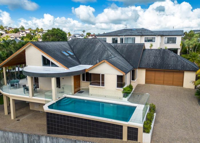  at 88C Picasso Drive, West Harbour, Auckland