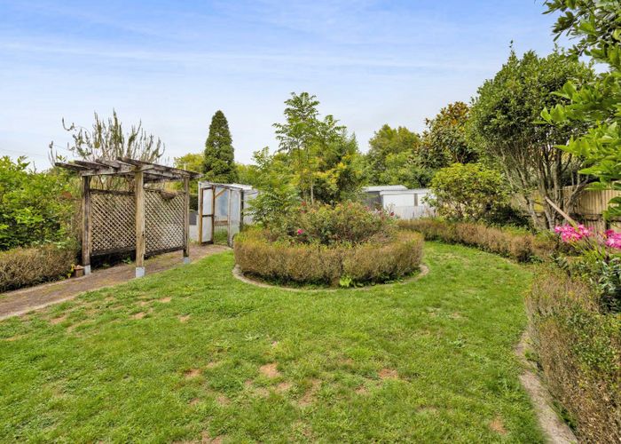  at 1312 Egmont Road, Inglewood