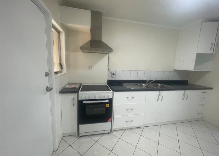  at 6/30 Park Avenue, Papatoetoe, Manukau City, Auckland