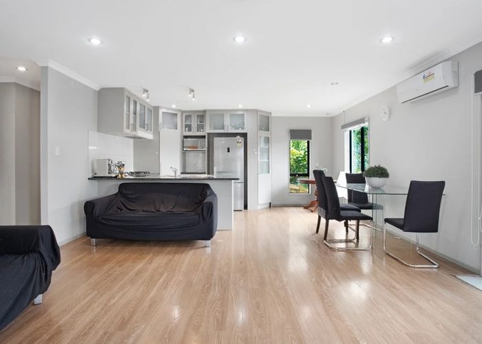  at 44 Arrowsmith Drive, Flat Bush, Manukau City, Auckland