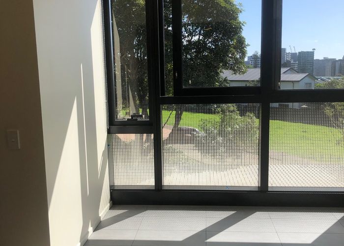  at 3J/16 Burton Street, Grafton, Auckland City, Auckland