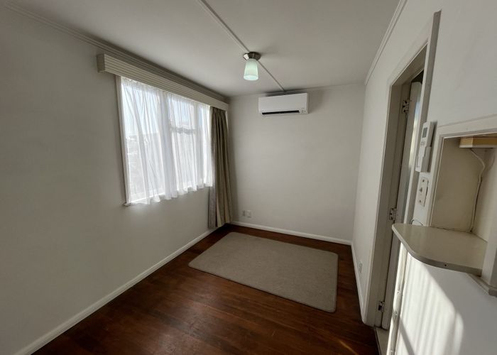  at 33 Leicester Street, Cannons Creek, Porirua, Wellington