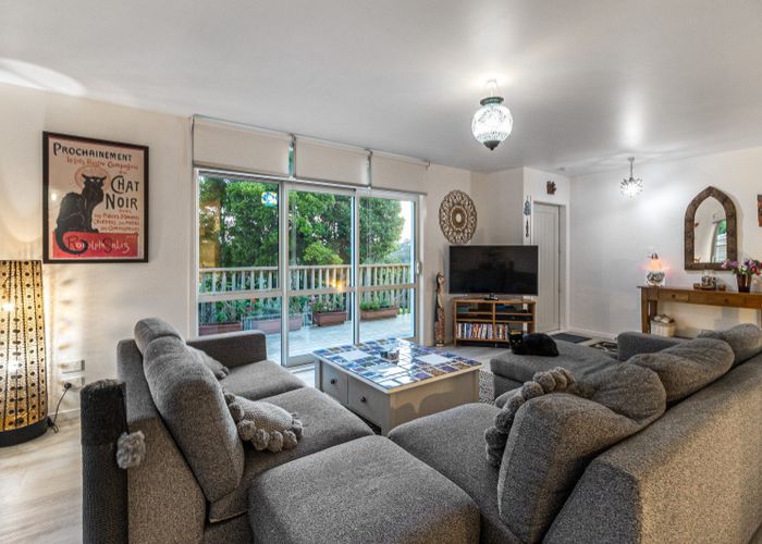  at 21 Moana Avenue, Surfdale, Waiheke Island