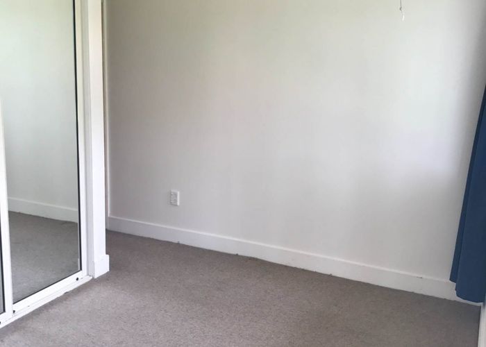  at 2/23 Mt Carmel Place, Meadowbank, Auckland City, Auckland