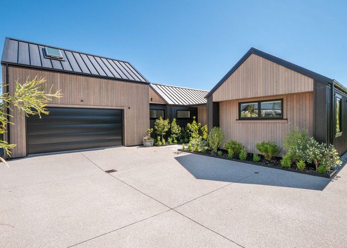  at 7 Torridon Court, Jacks Point, Queenstown-Lakes, Otago