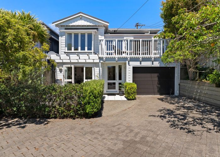  at 17 Roscoe Terrace, Wadestown, Wellington, Wellington