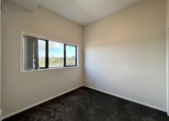  at 4/6 Hamlin Road, Mount Wellington, Auckland City, Auckland