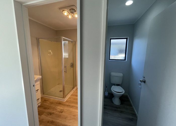  at 14 Tennessee Avenue, Mangere East, Auckland