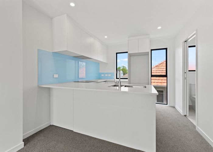  at 329B Rangatira Road, Beach Haven, North Shore City, Auckland