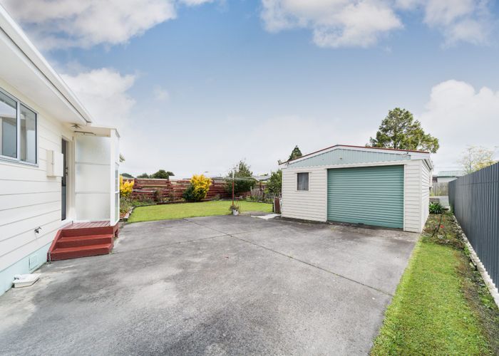  at 43 Acacia Street, Kelvin Grove, Palmerston North, Manawatu / Whanganui