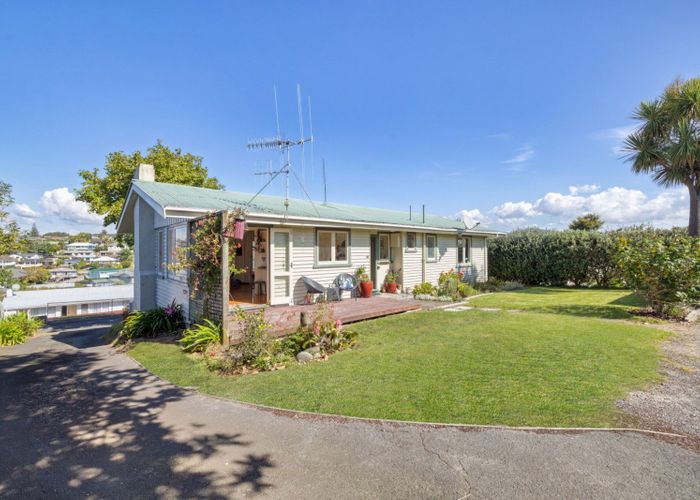  at 10 Kingswood Road, Brookfield, Tauranga