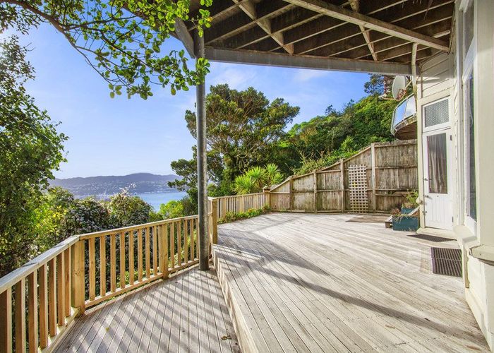  at 50 Palliser Road, Roseneath, Wellington, Wellington